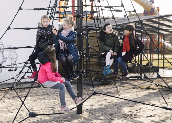 ff5c4171-a005-469a-be8c-290bf276c911_kinderen-klimrek
