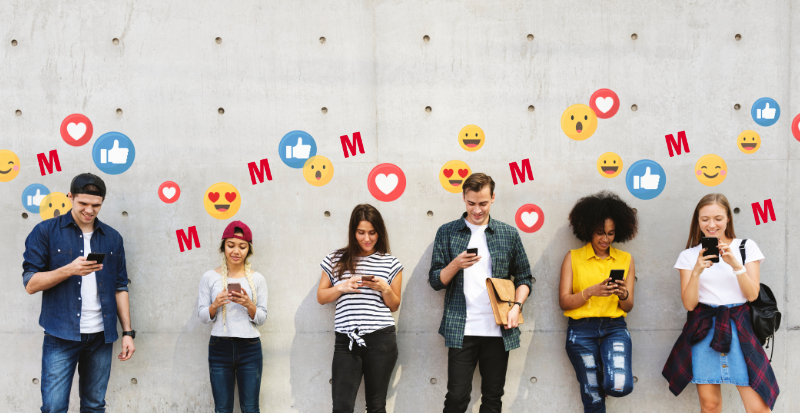 Mensen met smartphones en social media iconen
